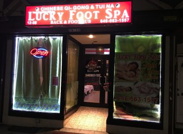 lucky foot spa