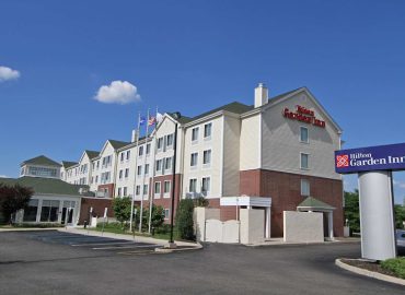 Hilton Garden Inn Westbury