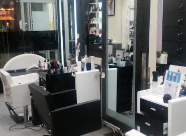 Black Starr Unisex Hair Salon