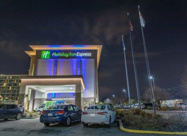 Holiday Inn Express Newark Airport – Elizabeth, an IHG Hotel